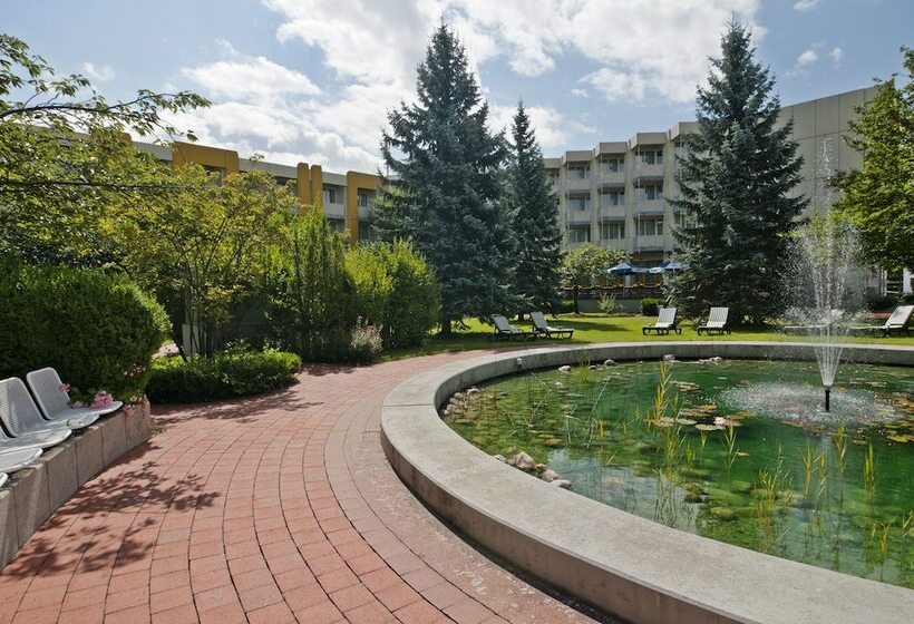 هتل Holiday Inn Munich South, An Ihg