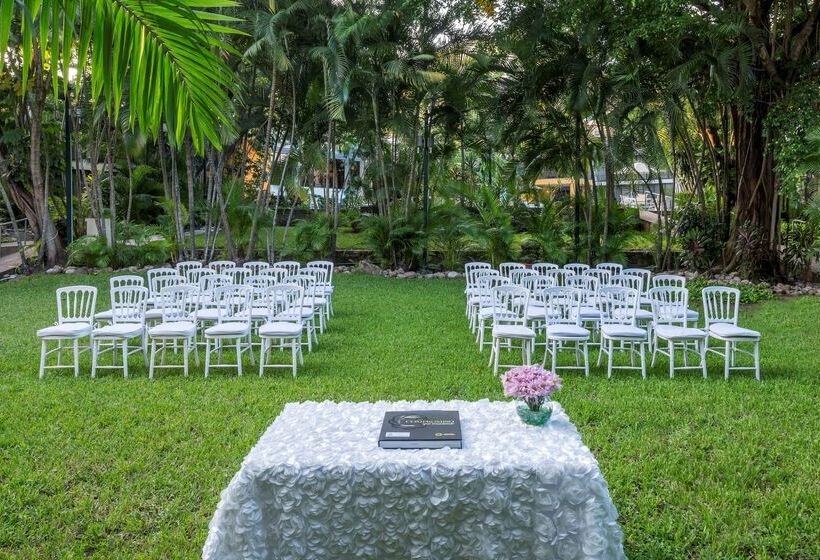 Hs Hotsson Hotel Tampico