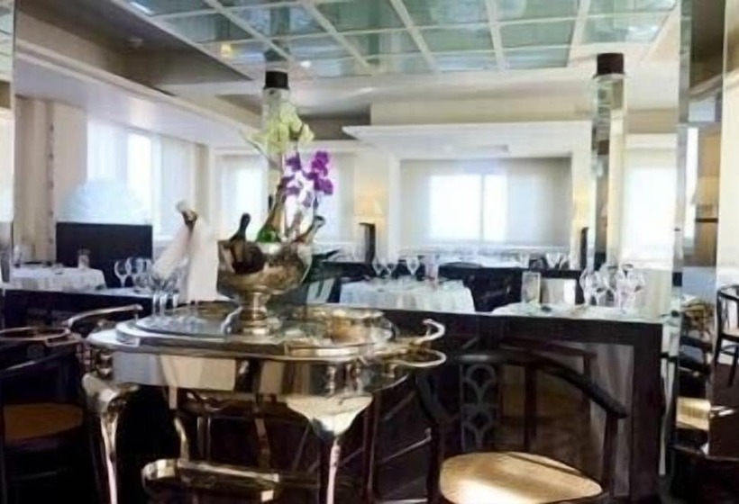 فندق Hôtel Radio   Teritoria