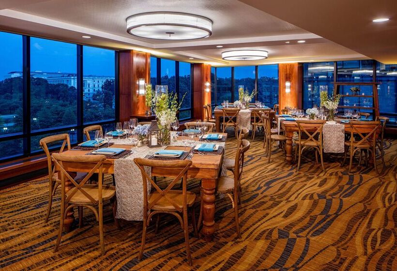 Отель Hyatt Regency Washington On Capitol Hill