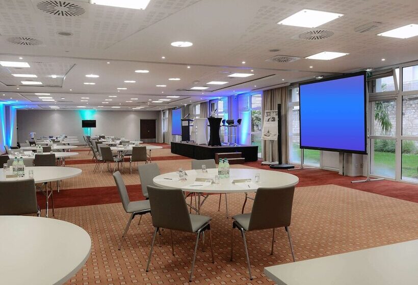 ホテル Ibis Port De Plaisance