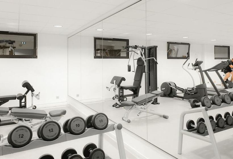 ホテル Ibis Port De Plaisance