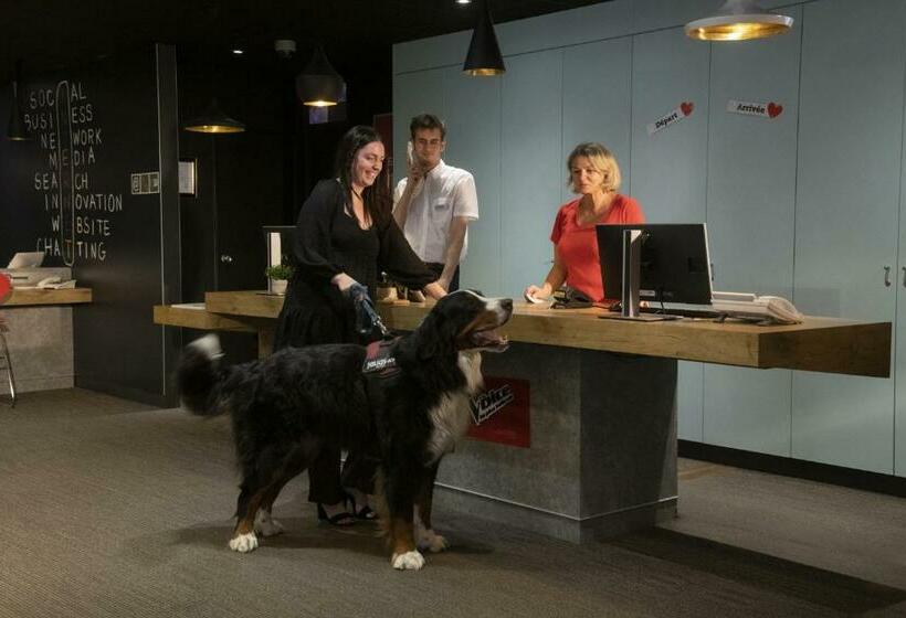 فندق Ibis Gap Centre