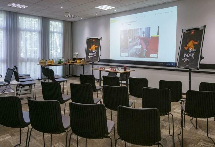 فندق Ibis Gap Centre