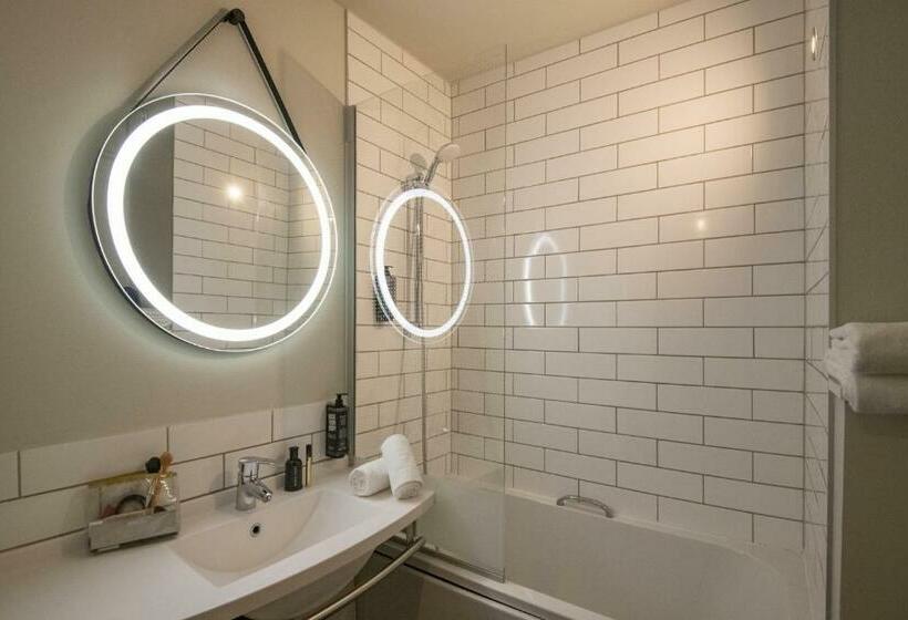 فندق Ibis Gap Centre