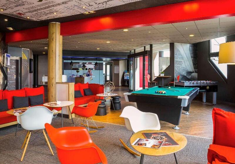 Отель Ibis Lausanne Crissier