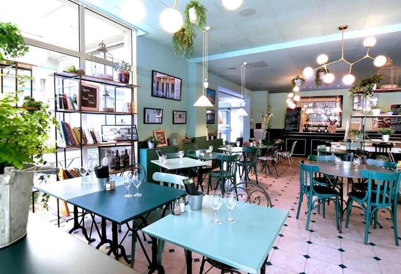 Отель Ibis Nantes Saint Herblain