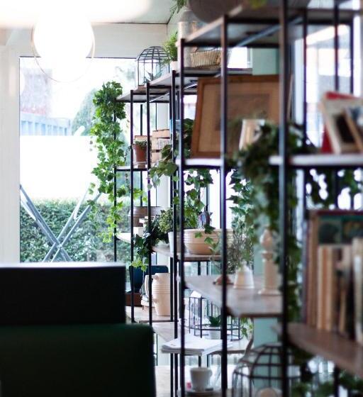 Отель Ibis Nantes Saint Herblain