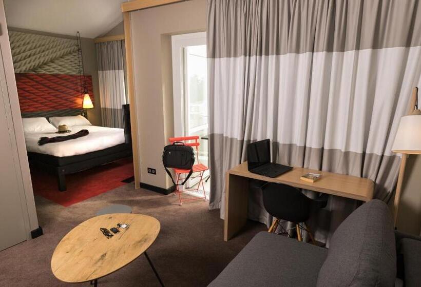 Отель Ibis Nantes Saint Herblain