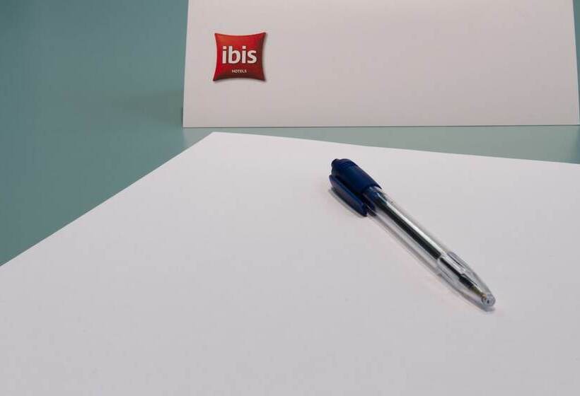 Отель Ibis Porto Gaia