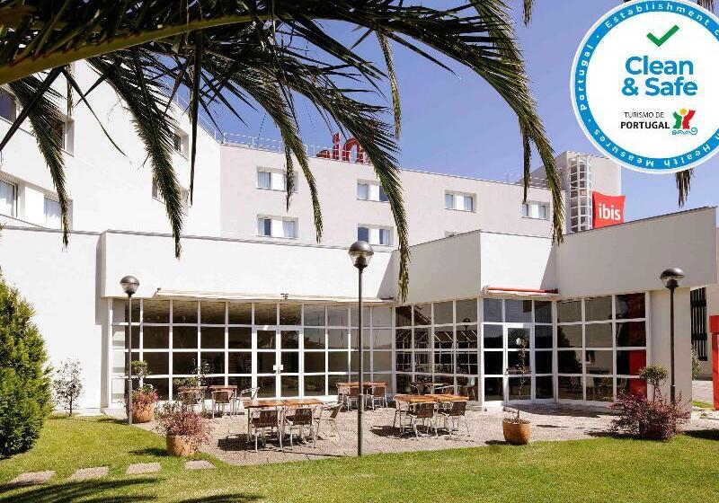 Отель Ibis Porto Gaia