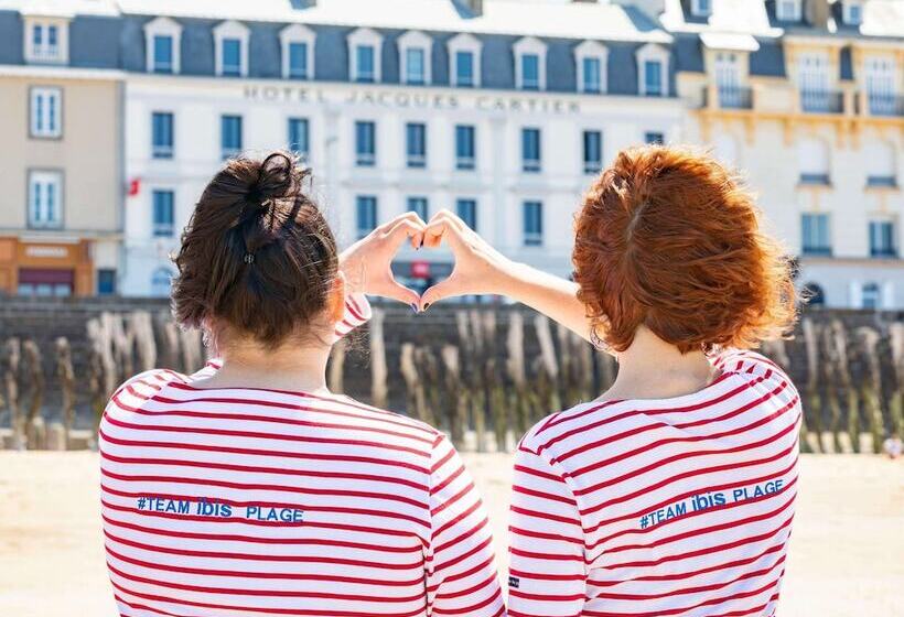 ホテル Ibis Saint Malo Plage