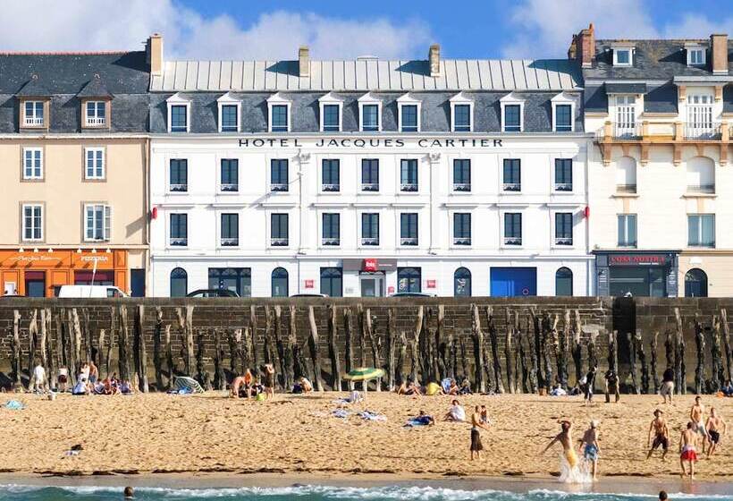 ホテル Ibis Saint Malo Plage