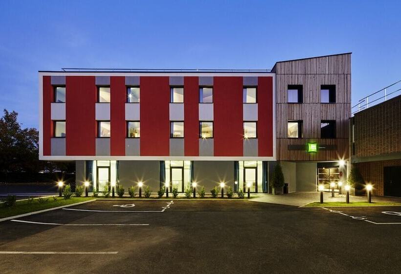 ホテル Ibis Styles Evry Lisses