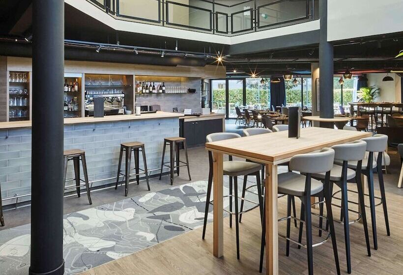 ホテル Ibis Styles Evry Lisses