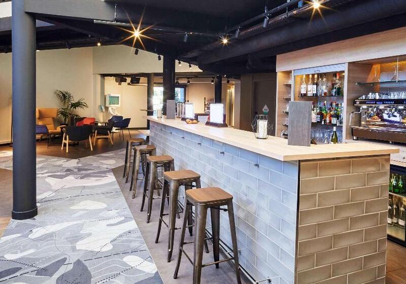 ホテル Ibis Styles Evry Lisses