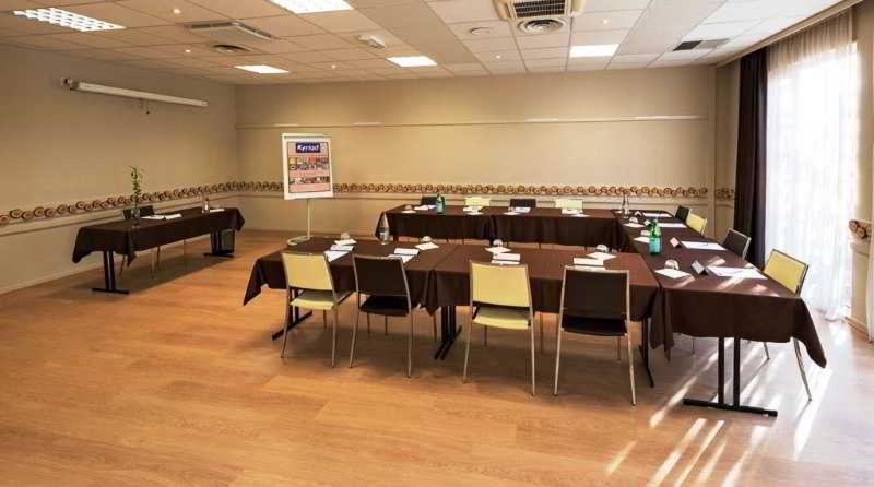 בית מלון כפרי Ibis Styles Strasbourg Nord Palais Des Congrès