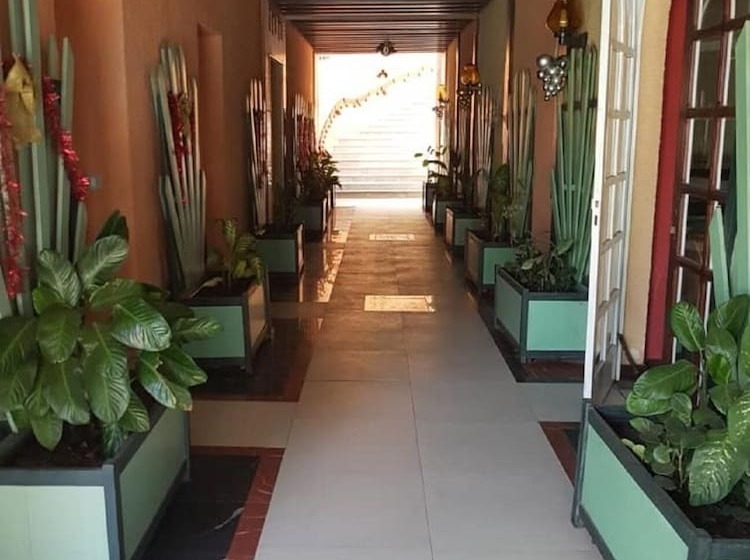 酒店 Jardin Savana Dakar