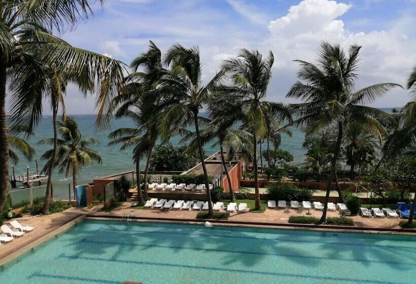 酒店 Jardin Savana Dakar