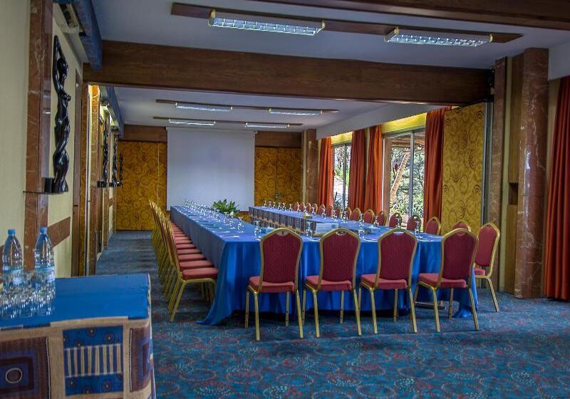 酒店 Jardin Savana Dakar