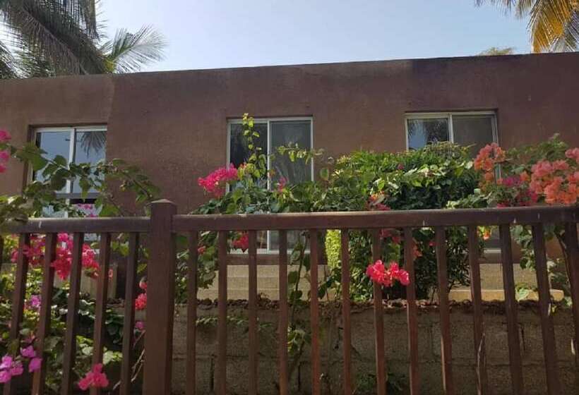 酒店 Jardin Savana Dakar