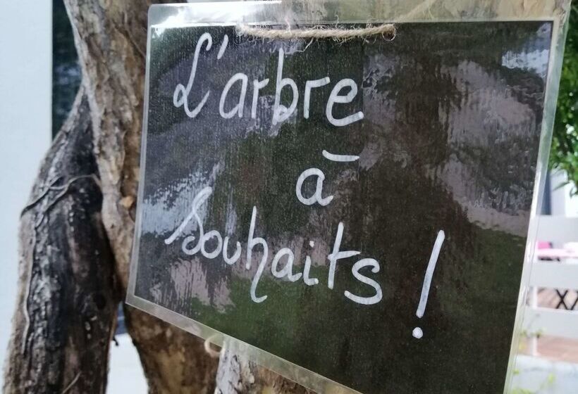 ホテル Hôtel Kyriad Cap Sud