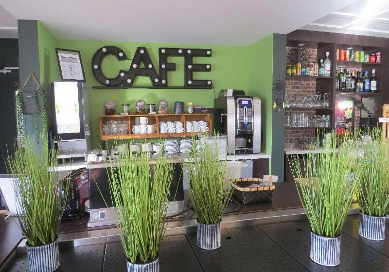 酒店 Hôtel Kyriad Cap Sud