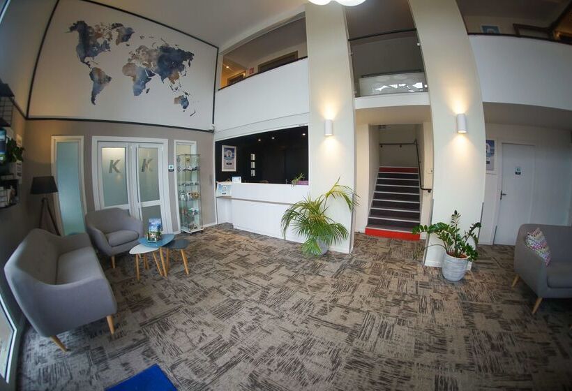 酒店 Kyriad Hôtel La Fleche