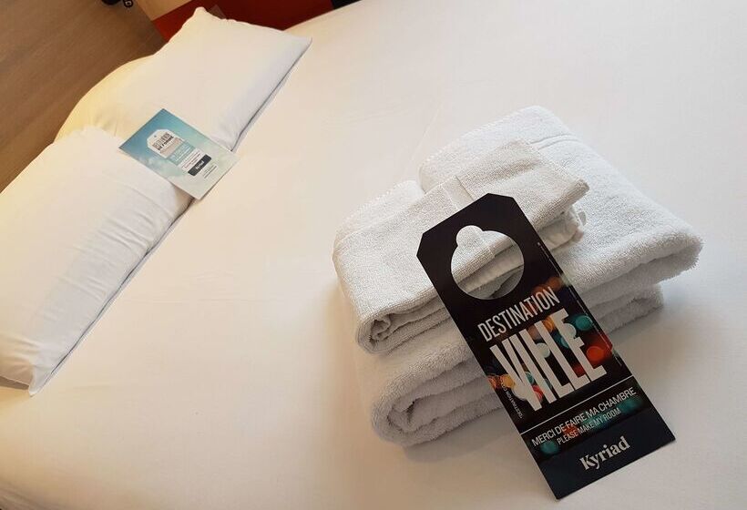 酒店 Kyriad Hôtel La Fleche