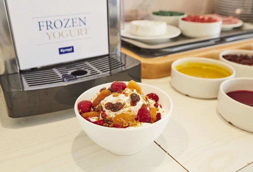 酒店 Kyriad Hôtel La Fleche