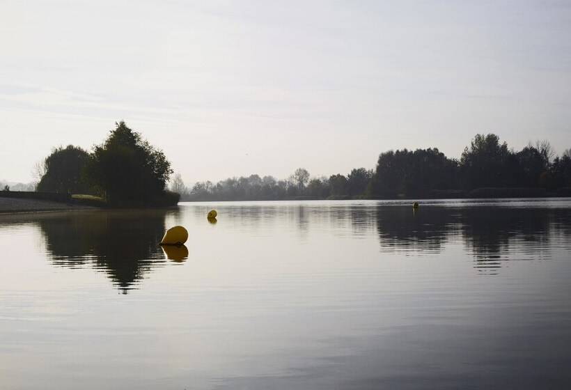 酒店 Kyriad Hôtel La Fleche