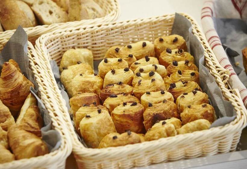 酒店 Kyriad Hôtel La Fleche