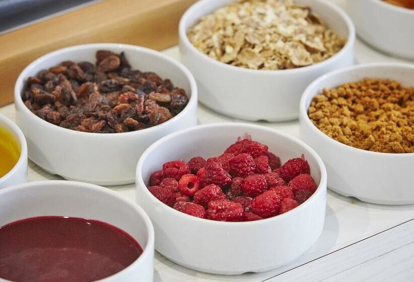 酒店 Kyriad Hôtel La Fleche