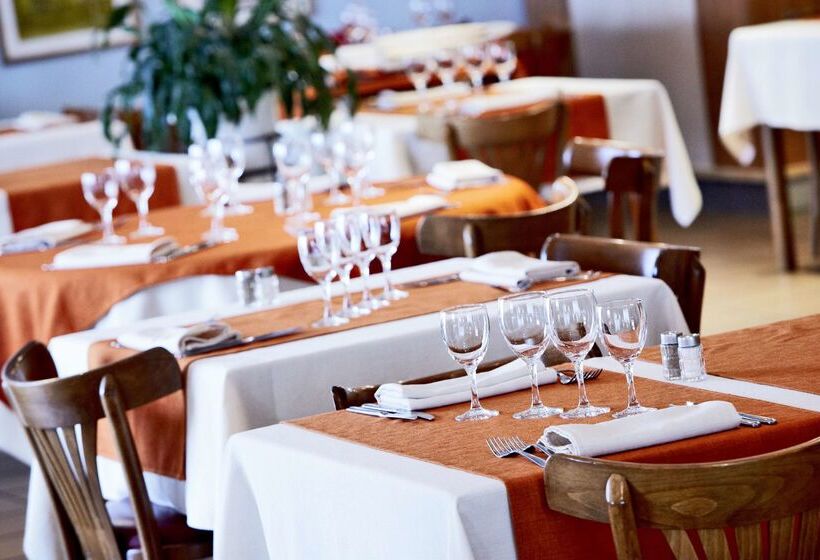 酒店 Hôtel Restaurant Kyriad Mulhouse Nord Illzach