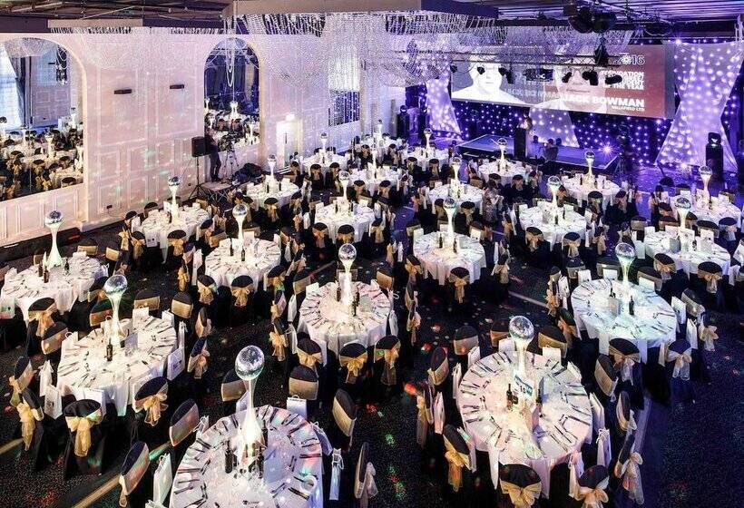 Отель Mercure Manchester Piccadilly