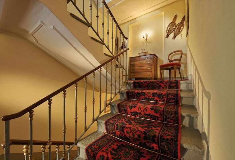 هتل Monte Rosa Boutique