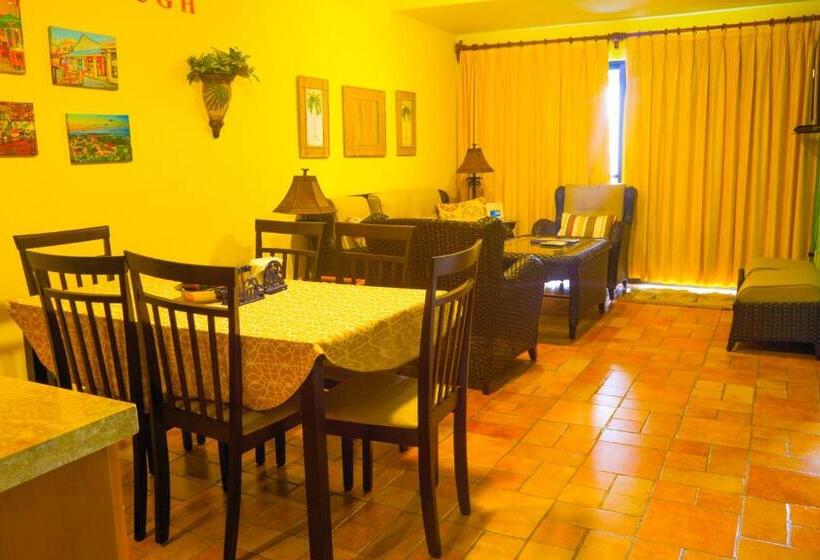 فندق Nautibeach Beach Front Condos In North Beach