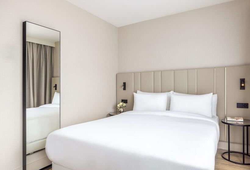 هتل NH Amsterdam Leidseplein