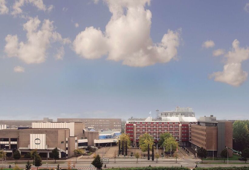 هتل NH Maastricht