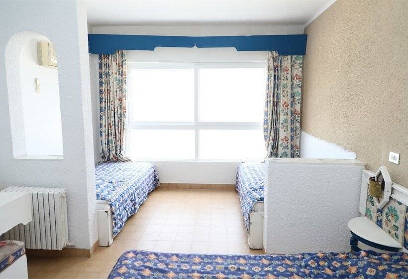 هتل Nour Justinia