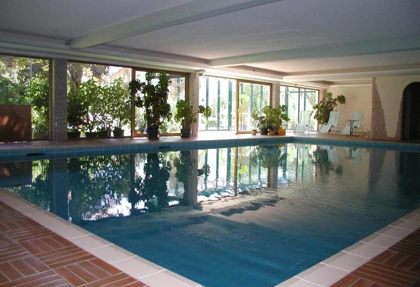 هتل Pension Strolz