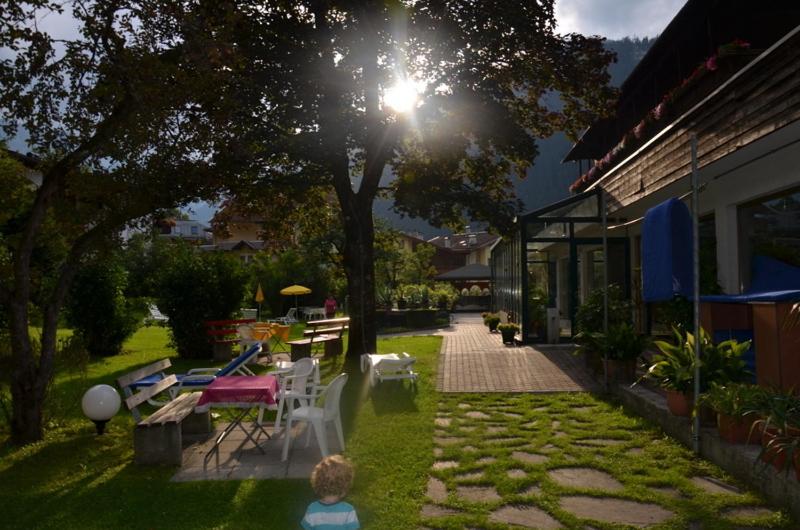 هتل Pension Strolz