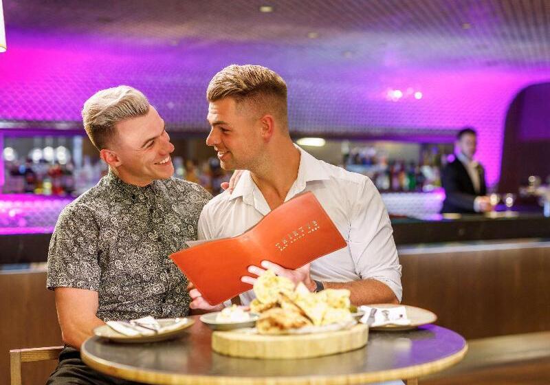 هتل Pullman Sydney Hyde Park