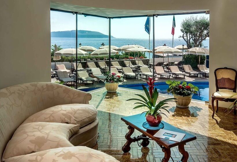 ホテル Punta Molino Beach Resort And Thermal Spa