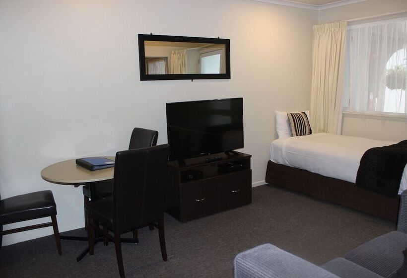 ホテル Quality Inn Acapulco Taupo