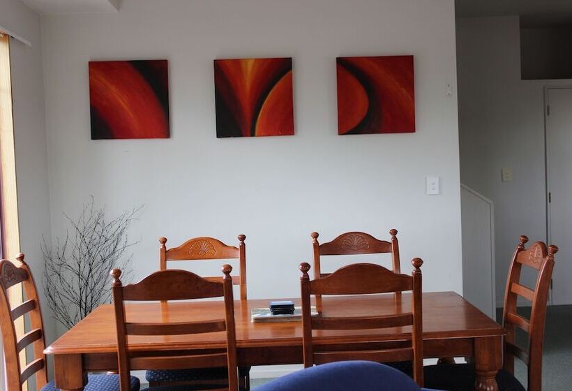 ホテル Quality Inn Acapulco Taupo