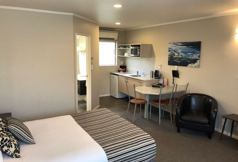 호텔 Quality Inn Acapulco Taupo