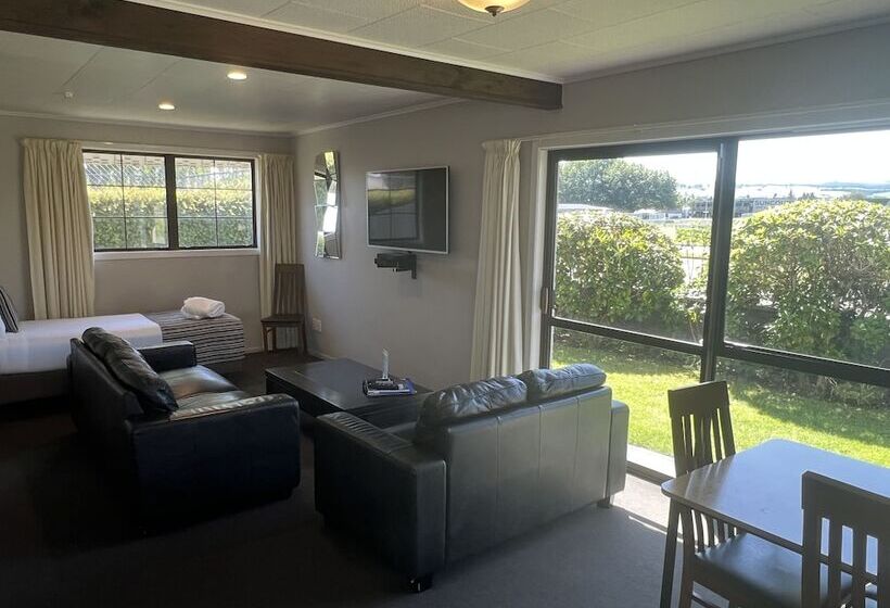 호텔 Quality Inn Acapulco Taupo