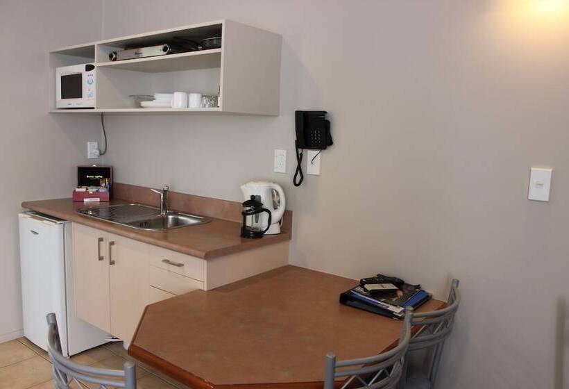 호텔 Quality Inn Acapulco Taupo