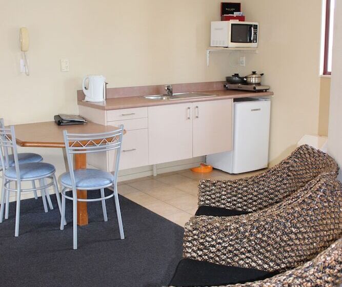 호텔 Quality Inn Acapulco Taupo